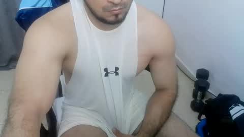 andres180950734 online show from December 18, 2025, 10:32 am