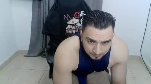 andres180950734 online show from May 20, 2026, 11:33 pm