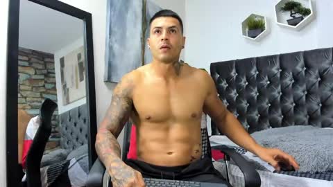 insta andres clark  online show from May 27, 2026, 3:03 am