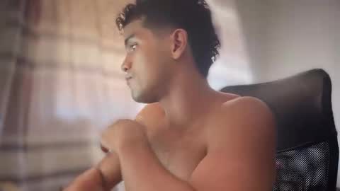 Snapshot of andres_vargas_ chatting on September 10, 2025, 6:30 pm Andres online show from September 10, 2025, 6:30 pm
