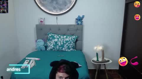 Snapshot of andrescruz_ chatting on October 14, 2025, 6:25 am andrescruz_ online show from October 14, 2025, 6:25 am
