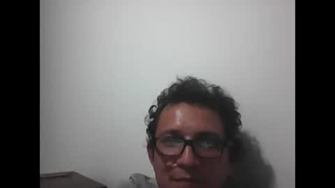 Snapshot of andresfloga chatting on October 14, 2025, 2:34 am andresfloga online show from October 14, 2025, 2:34 am