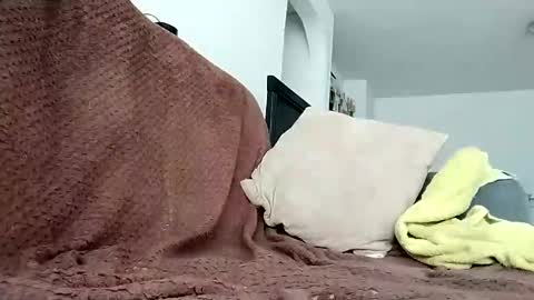 andresfloga online show from April 9, 2026, 4:01 pm