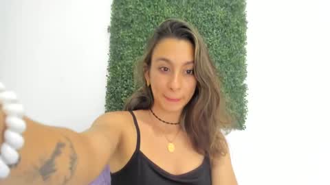 Isa  --------- online show from December 5, 2024, 2:31 am