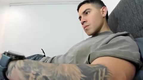 Snapshot of andresjuan92 chatting on November 14, 2025, 3:38 am onlyfanscallmegotter online show from November 14, 2025, 3:38 am