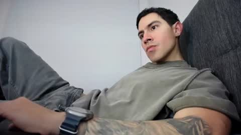 Snapshot of andresjuan92 chatting on June 21, 2026, 5:54 am onlyfanscallmegotter online show from June 21, 2026, 5:54 am