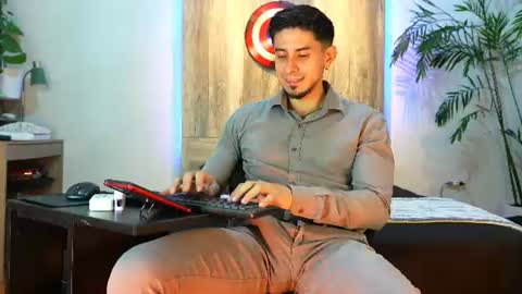 Andrew online show from July 25, 2026, 3:04 am