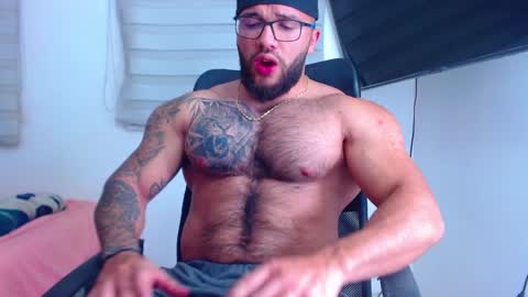 Snapshot of andrew_holden__ chatting on February 6, 2025, 11:15 pm andrew_holden__ online show from February 6, 2025, 11:15 pm
