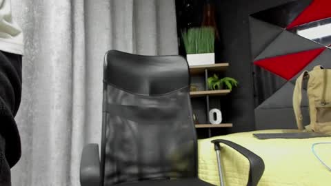 Andrew Mathwes online show from December 2, 2024, 9:28 pm