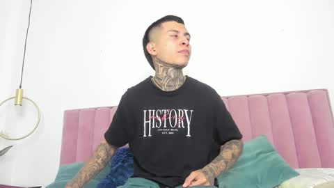 andrew_sanders69 online show from January 16, 2026, 7:51 pm