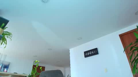 ANDREW WEST online show from October 8, 2025, 3:31 pm