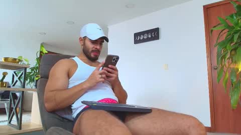 ANDREW WEST online show from October 30, 2025, 4:52 pm