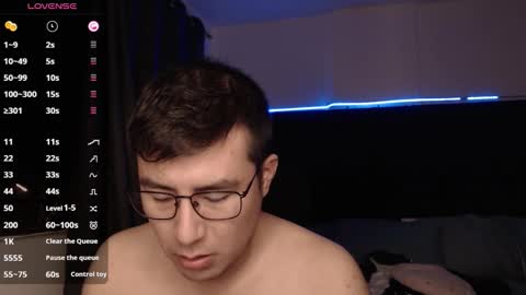 andrewmhilton_ online show from October 26, 2025, 6:19 am