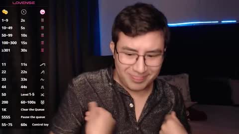 andrewmhilton_ online show from November 18, 2025, 7:13 am