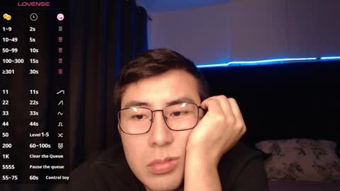 andrewmhilton_ online show from November 19, 2025, 6:35 am