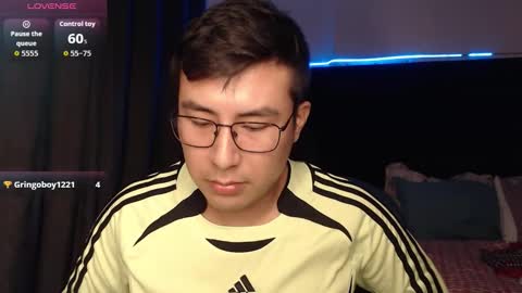 andrewmhilton_ online show from December 18, 2025, 6:19 am