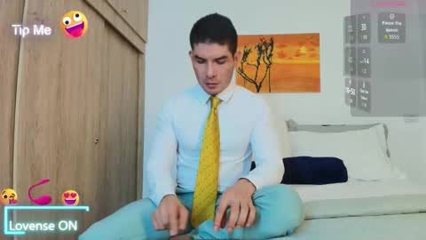 andrewstelee online show from September 27, 2025, 5:12 am