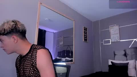      online show from January 25, 2025, 12:58 pm