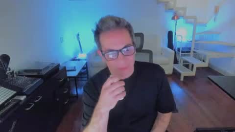 Andrew online show from July 29, 2026, 12:53 am