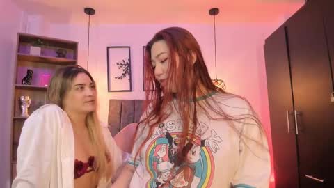 andy_and_emma online show from February 15, 2025, 12:33 pm