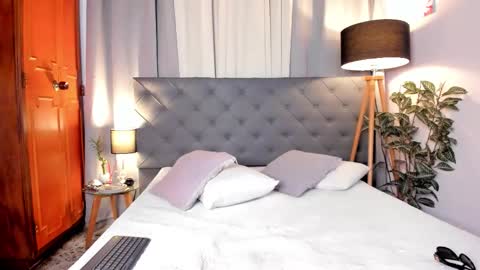 Andy online show from March 29, 2026, 2:39 pm