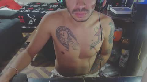 Snapshot of andy_cole18 chatting on November 8, 2025, 6:46 am Andy Cole online show from November 8, 2025, 6:46 am