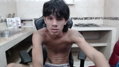 Snapshot of andy_dan1 chatting on December 12, 2024, 5:26 pm andy_dan1 online show from December 12, 2024, 5:26 pm