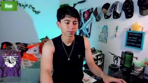 andy_guez_11 online show from October 28, 2025, 10:08 am