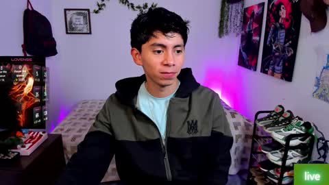 andy_guez_11 online show from November 9, 2025, 10:02 am