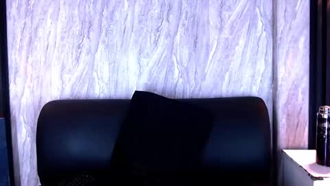 Andy Look online show from November 21, 2025, 5:17 am