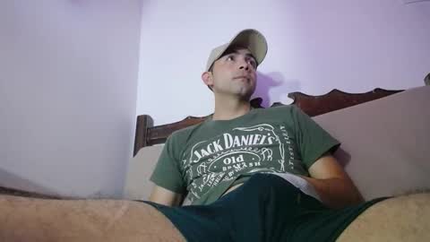 andy_magic_ online show from October 8, 2025, 1:36 am