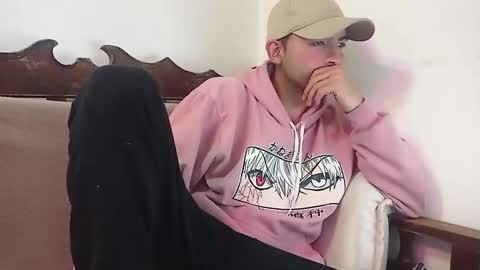 andy_magic_ online show from October 24, 2025, 10:28 pm