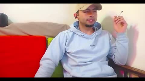 andy_magic_ online show from November 3, 2025, 9:48 pm