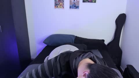 twx Andy twink3 online show from November 2, 2025, 3:31 am