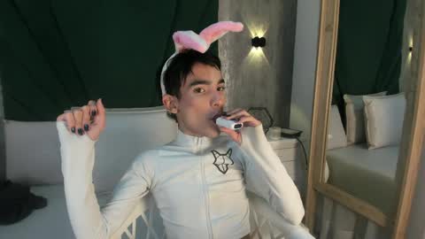 A N D Y online show from May 19, 2026, 12:00 pm