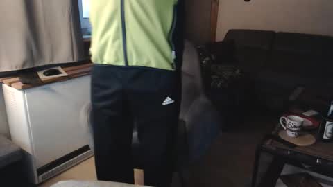 andyfranconia online show from November 11, 2025, 6:46 am