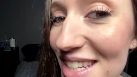 andyhayes69 online show from January 3, 2025, 2:21 am