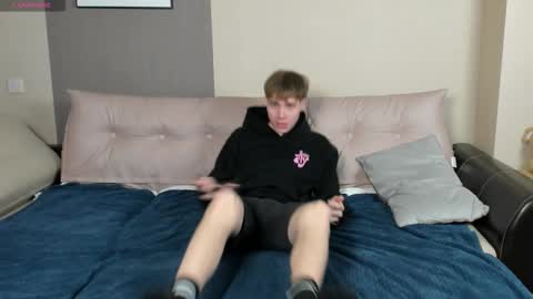 Snapshot of andyjey_ chatting on October 5, 2025, 7:45 pm Mandy and Andy online show from October 5, 2025, 7:45 pm