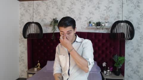 Snapshot of andyjoy_ chatting on January 22, 2025, 11:23 am Andy Joy online show from January 22, 2025, 11:23 am