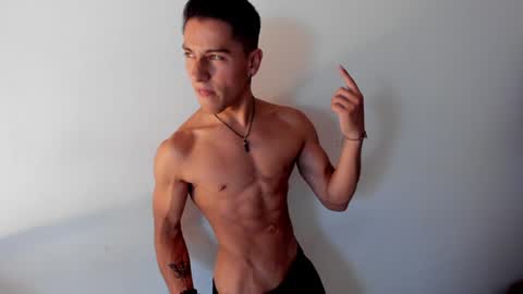 Snapshot of andyjoy_ chatting on February 2, 2025, 2:02 pm Andy Joy online show from February 2, 2025, 2:02 pm