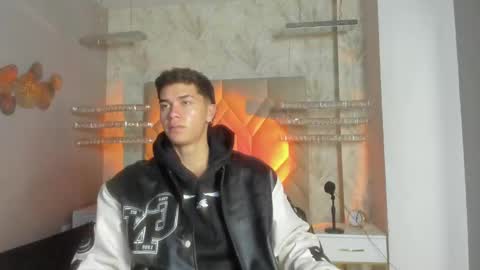 Snapshot of andypalmer_ chatting on December 24, 2024, 12:00 pm andy palmer online show from December 24, 2024, 12:00 pm