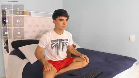 Andy online show from November 9, 2025, 5:44 pm