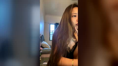 Snapshot of ange011 chatting on March 21, 2026, 6:18 am ange011 online show from March 21, 2026, 6:18 am