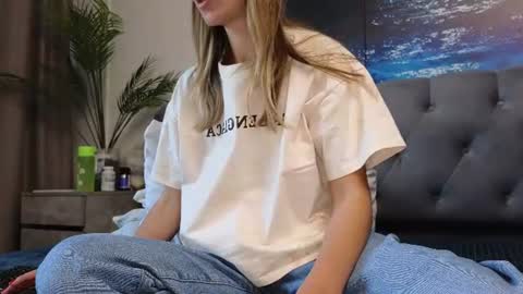 ange1ok online show from June 23, 2026, 1:20 pm