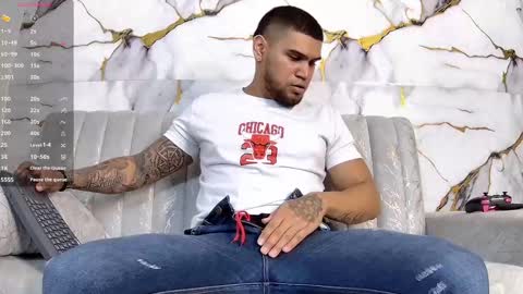 angel__tattoo online show from May 21, 2026, 1:34 am