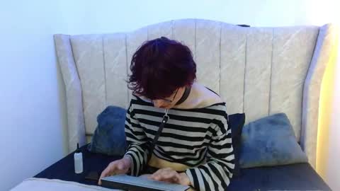 Angel  online show from February 10, 2026, 1:04 pm