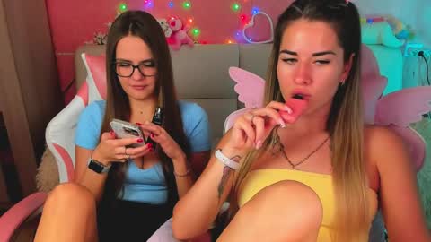 Ivanna and Jessica online show from May 20, 2026, 3:02 am