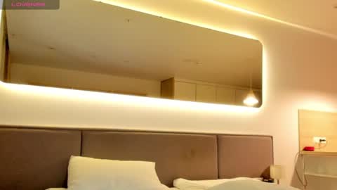 angel_andreww online show from January 21, 2025, 5:20 pm