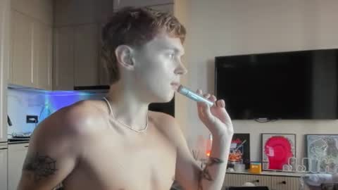angel_andreww online show from June 22, 2026, 10:56 am