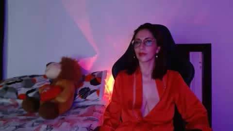 Snapshot of angel_blackhot chatting on October 26, 2025, 12:16 am angel blackhot online show from October 26, 2025, 12:16 am